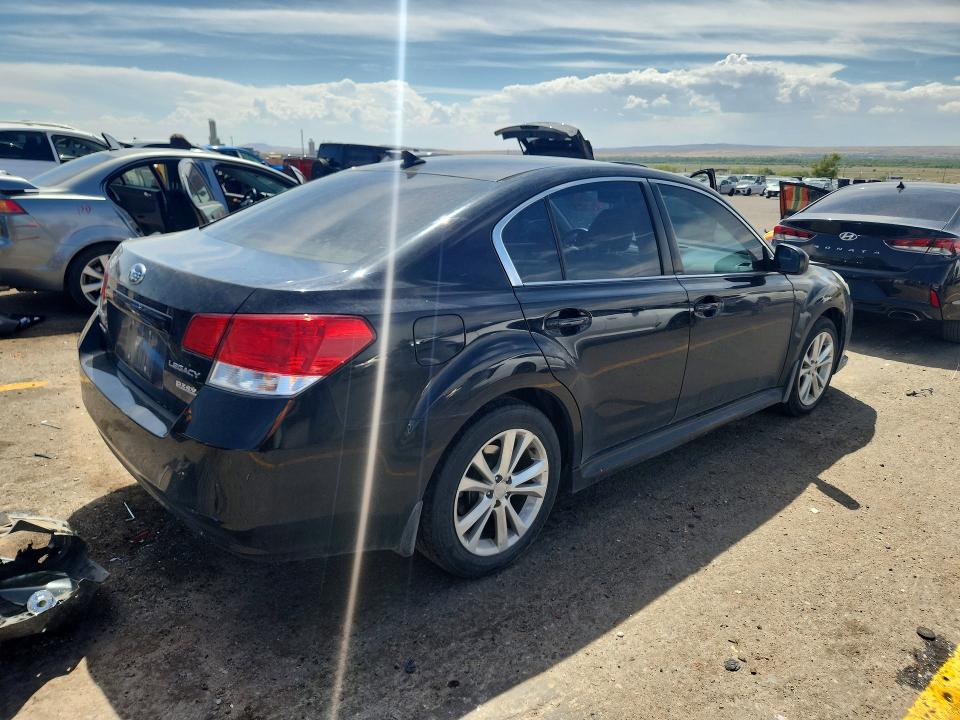 Photo 3 from auction – 2014 SUBARU LEGACY with VIN 4S3BMBA64E3024738