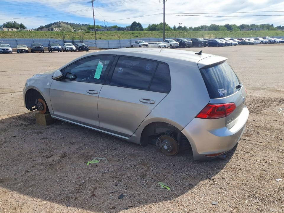 Photo 2 from auction – 2015 VOLKSWAGEN GOLF with VIN 3VW217AU1FM014573