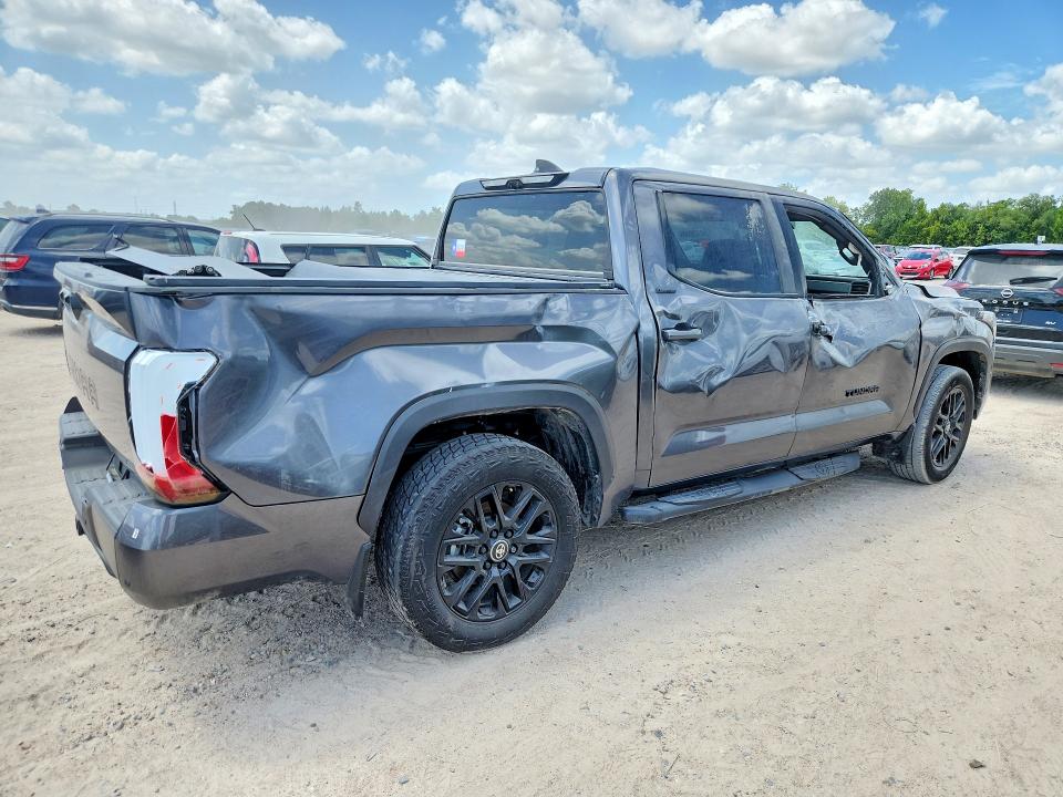 Photo 3 from auction – 2025 TOYOTA TUNDRA with VIN 5TFZA5AB1SX048134