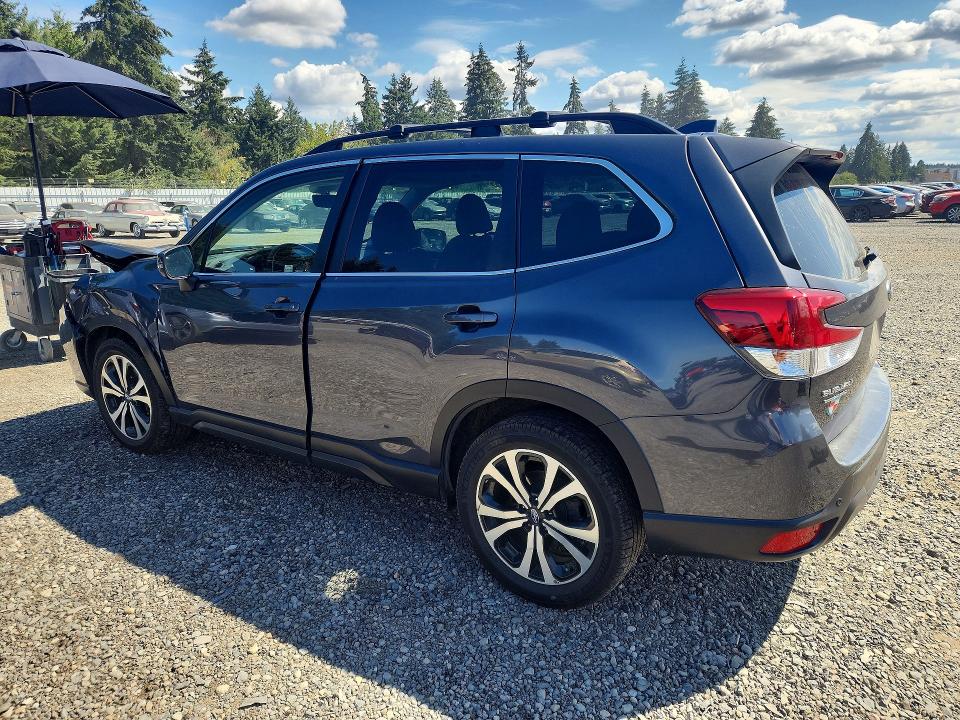 Photo 2 from auction – 2021 SUBARU FORESTER with VIN JF2SKAUC2MH490172
