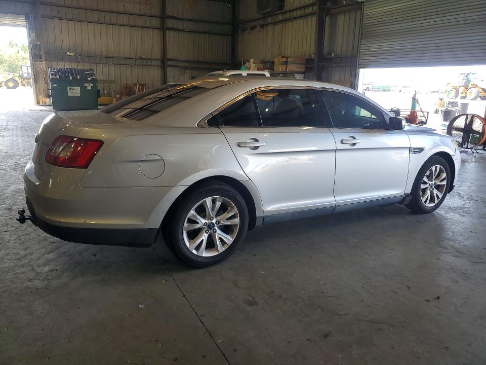 Photo 3 from auction – 2011 FORD TAURUS with VIN 1FAHP2EW3BG188603