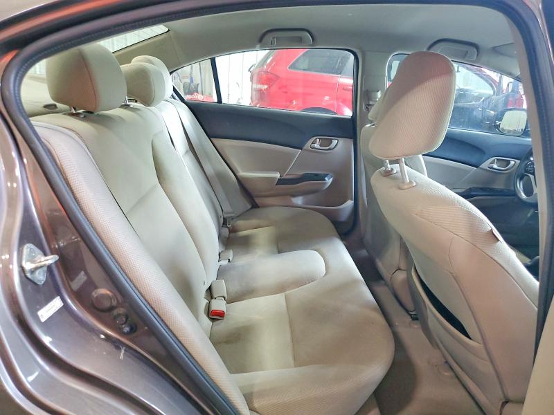 Photo 10 from auction – 2012 HONDA CIVIC with VIN 2HGFB2F52CH572112