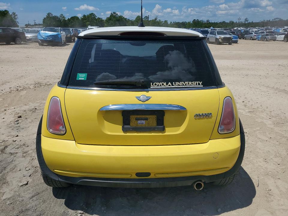 Photo 6 from auction – 2005 MINI COOPER with VIN WMWRC33505TJ69008
