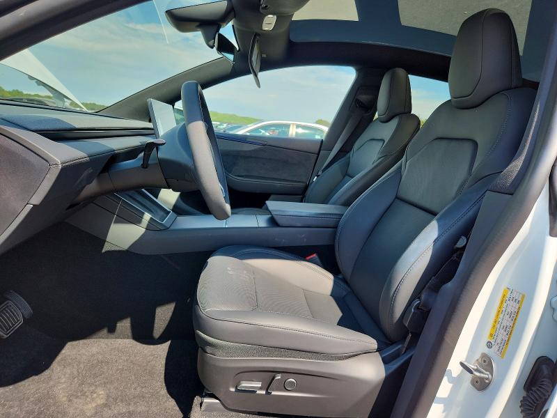 Zdjęcie 7 z aukcji – 2026 TESLA MODEL Y z VIN 7SAYGDEEXTA724973