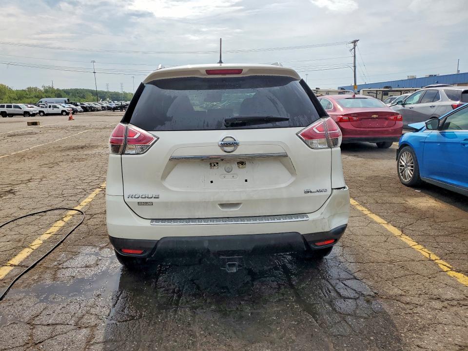 Photo 6 from auction – 2015 NISSAN ROGUE with VIN 5N1AT2MV8FC760595