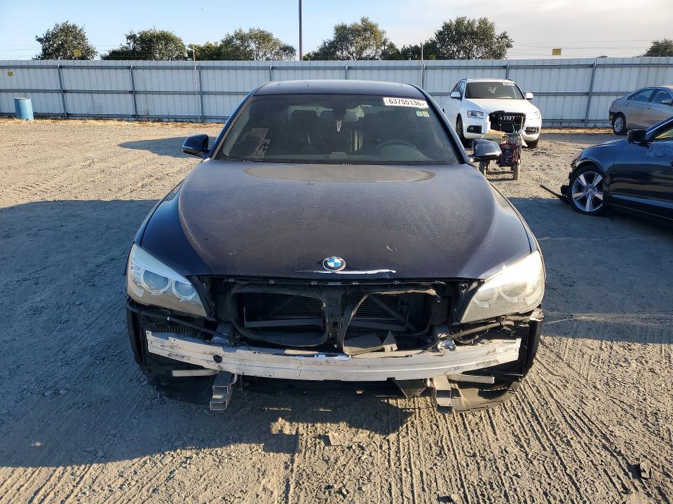 Photo 5 from auction – 2013 BMW 750 with VIN WBAYE8C52DD132702