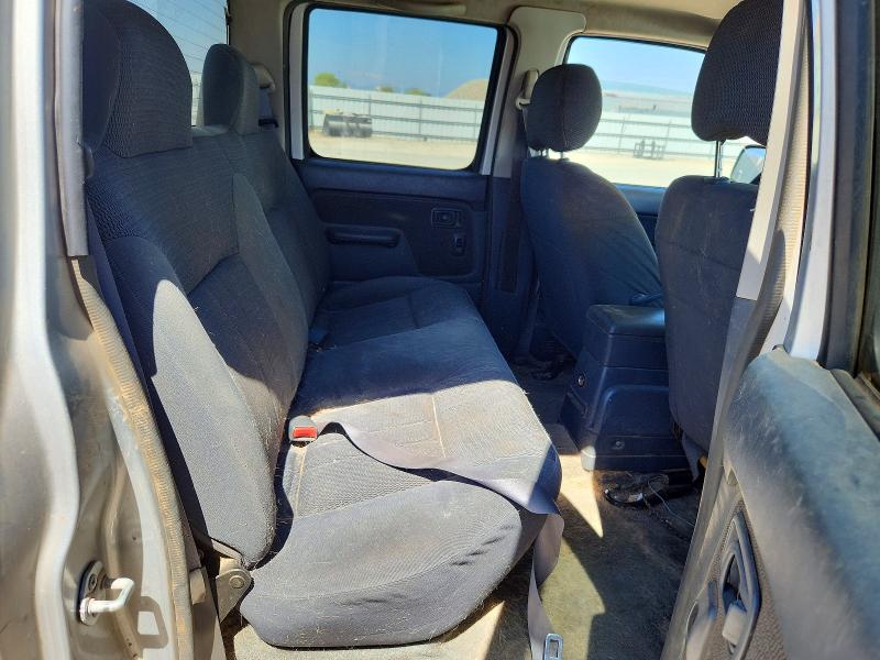 Photo 10 from auction – 2004 NISSAN FRONTIER with VIN 1N6ED29X34C458820