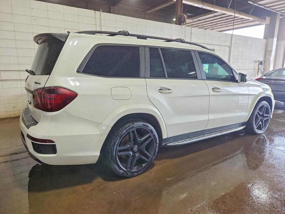 Photo 3 from auction – 2014 MERCEDES-BENZ GL with VIN 4JGDF7DE7EA377680