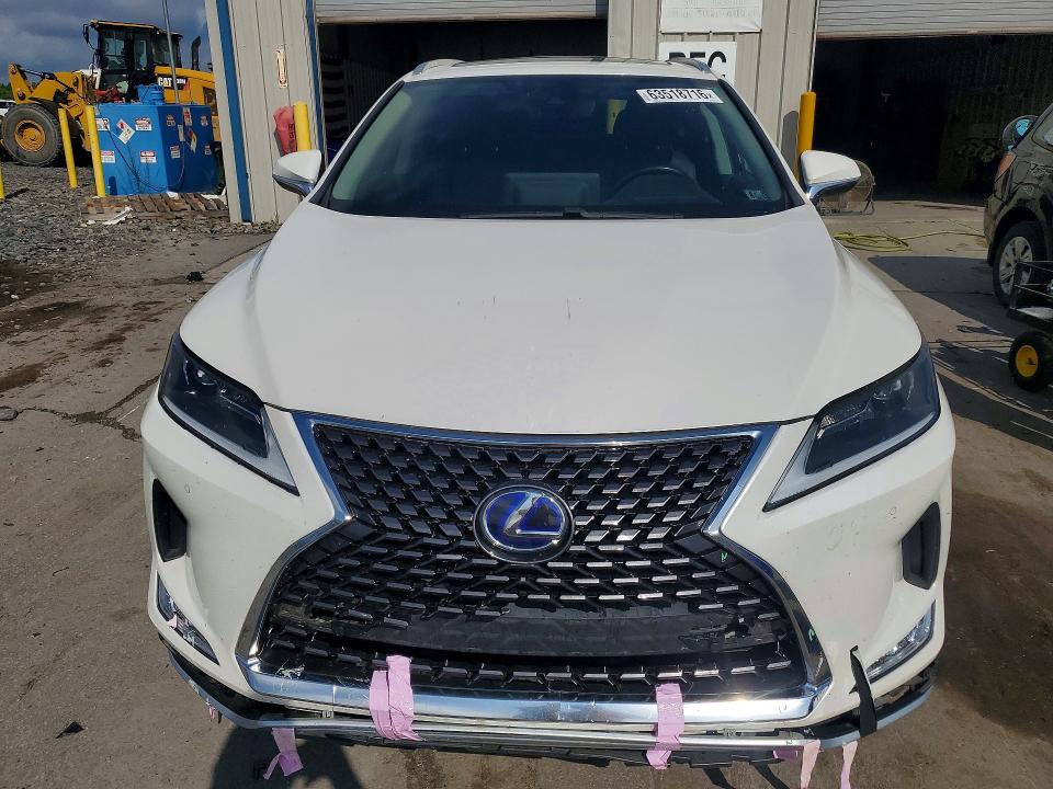 Фото 5 с аукциона – 2022 LEXUS RX с VIN JTJHGKFA7N2023939