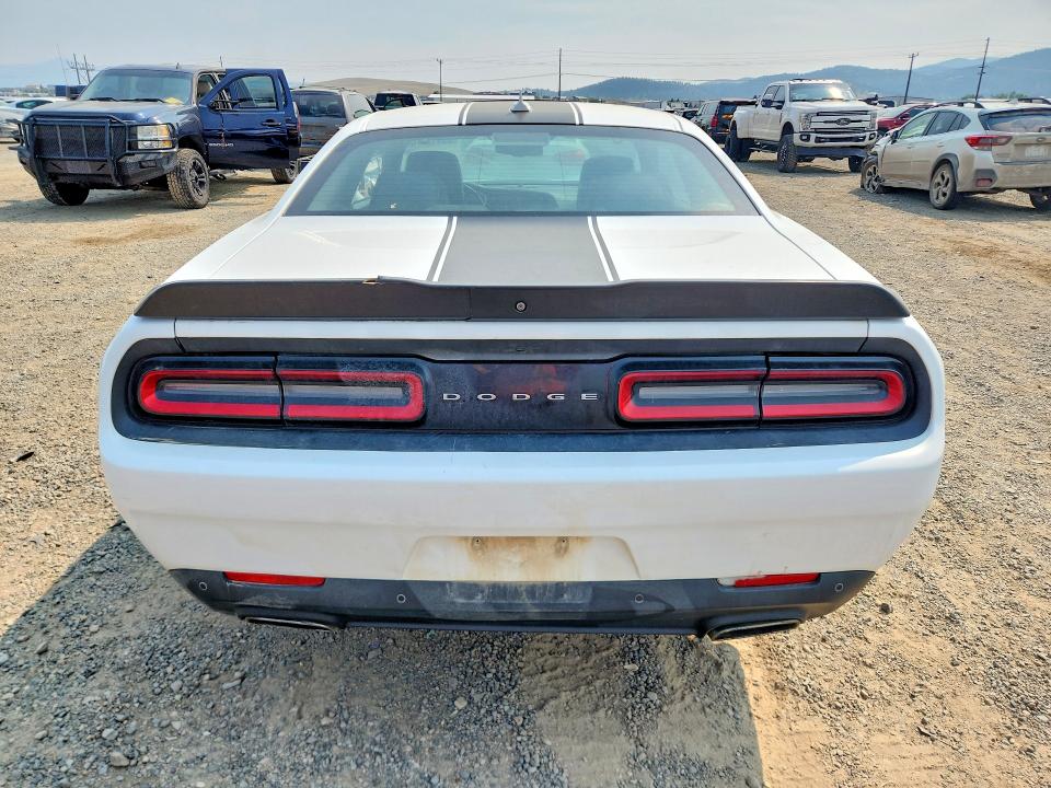 Photo 6 from auction – 2016 DODGE CHALLENGER with VIN 2C3CDZAGXGH331485