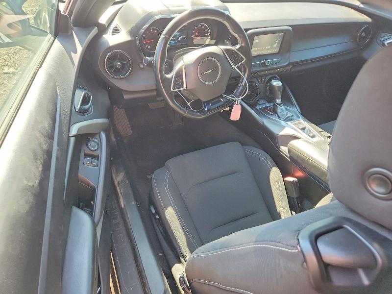 Photo 8 from auction – 2016 CHEVROLET CAMARO with VIN 1G1FB1RS2G0155103