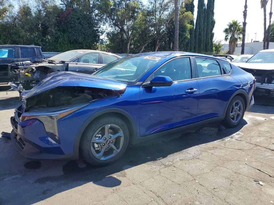 KIA K4 2026 with VIN 3KPFT4DEXTE260674 - Photo from auction
