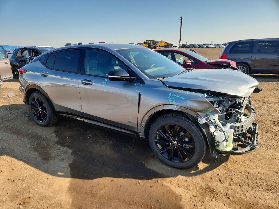 Photo 4 from auction – 2025 BUICK ENVISTA with VIN KL47LBE22SB224917