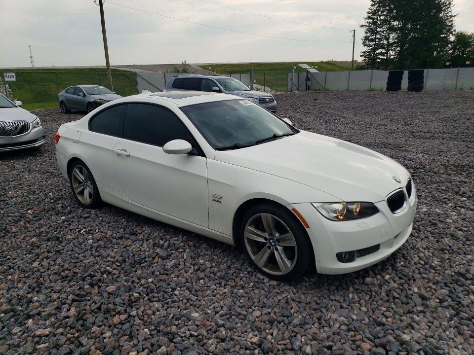Photo 4 from auction – 2009 BMW 335 with VIN WBAWC73579E068083