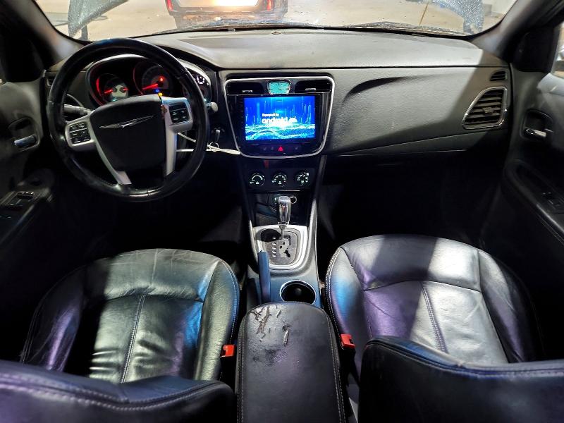 Photo 8 from auction – 2011 CHRYSLER 200 with VIN 1C3BC2FG0BN520418