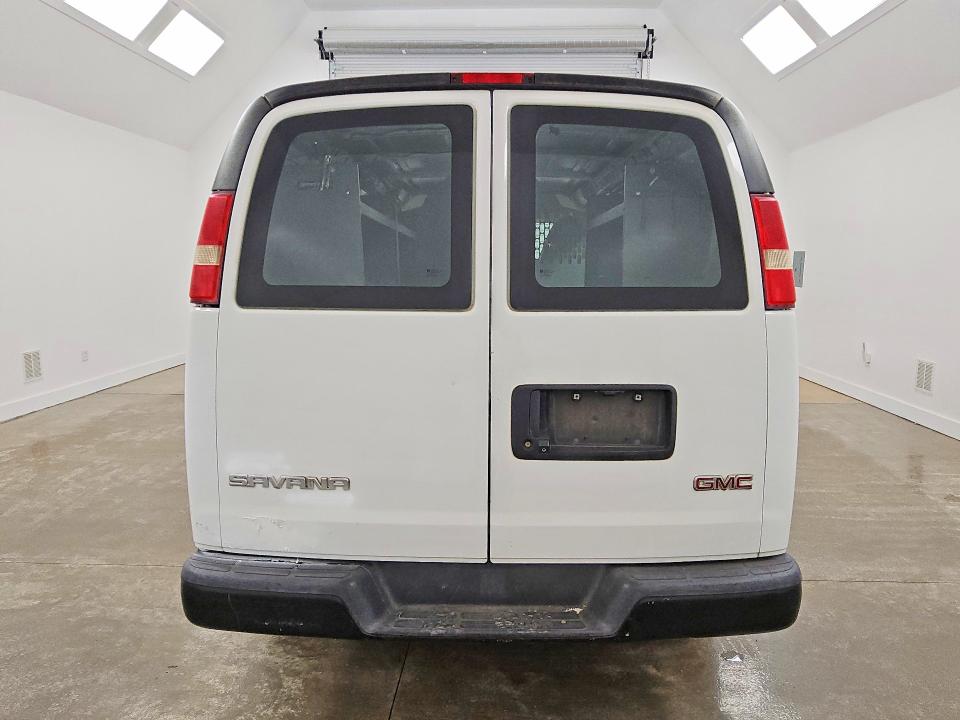 Photo 6 from auction – 2015 GMC SAVANA with VIN 1GTW7FCF1F1267871