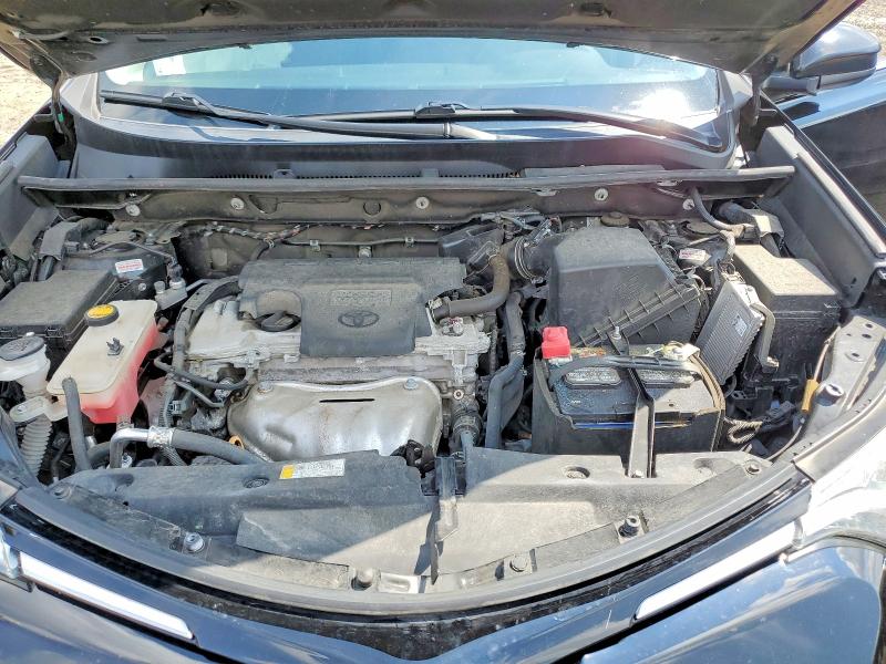 Photo 12 from auction – 2018 TOYOTA RAV4 with VIN 2T3BFREV2JW761092