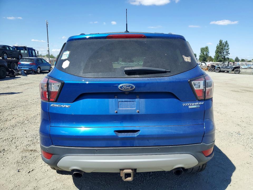 Photo 6 from auction – 2017 FORD ESCAPE with VIN 1FMCU9J9XHUC51899
