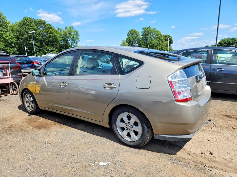 Photo 2 from auction – 2007 TOYOTA PRIUS with VIN JTDKB20U273230200