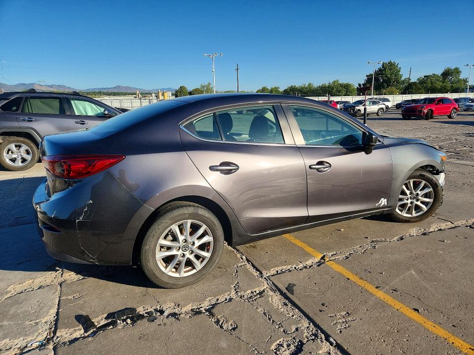 Photo 3 from auction – 2018 MAZDA 3 with VIN 3MZBN1U7XJM185242