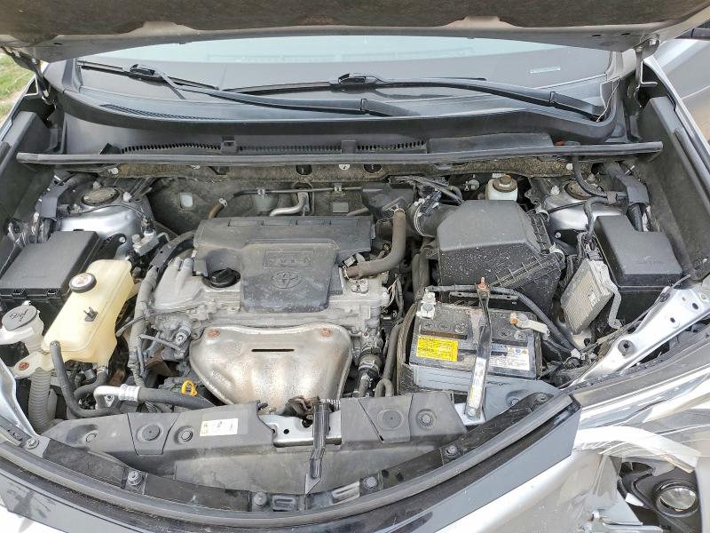 Photo 12 from auction – 2018 TOYOTA RAV4 with VIN JTMJFREV9JJ240378
