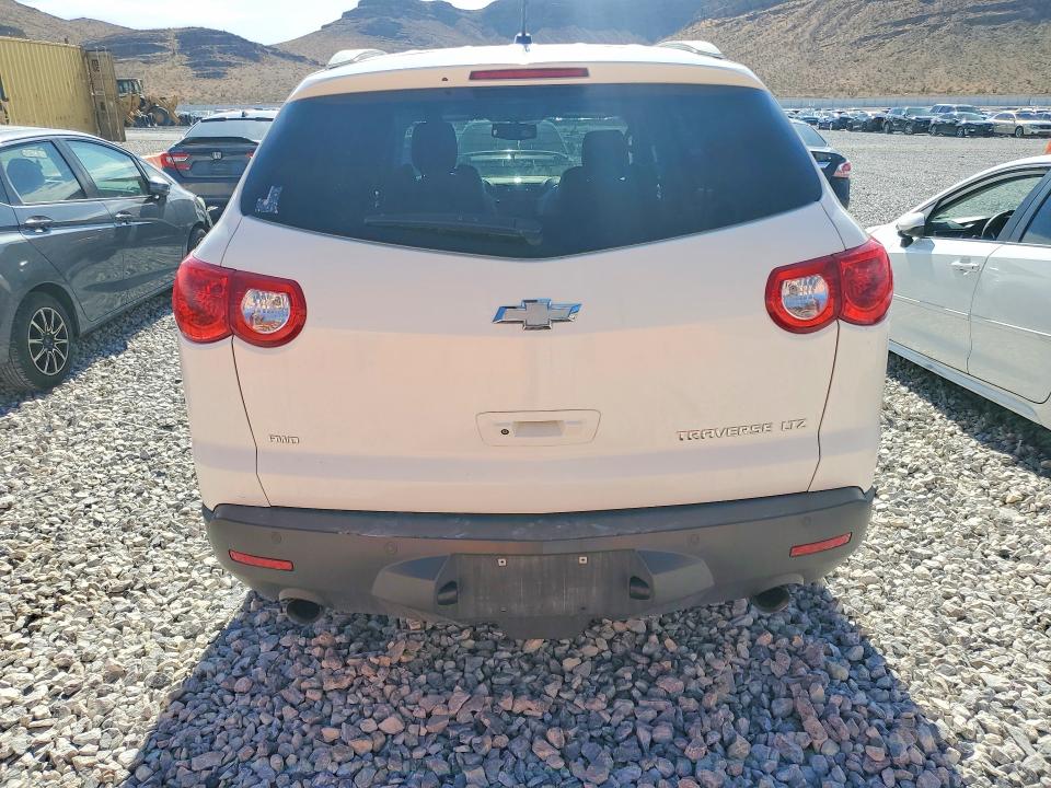 Photo 6 from auction – 2012 CHEVROLET TRAVERSE with VIN 1GNKVLED6CJ234379