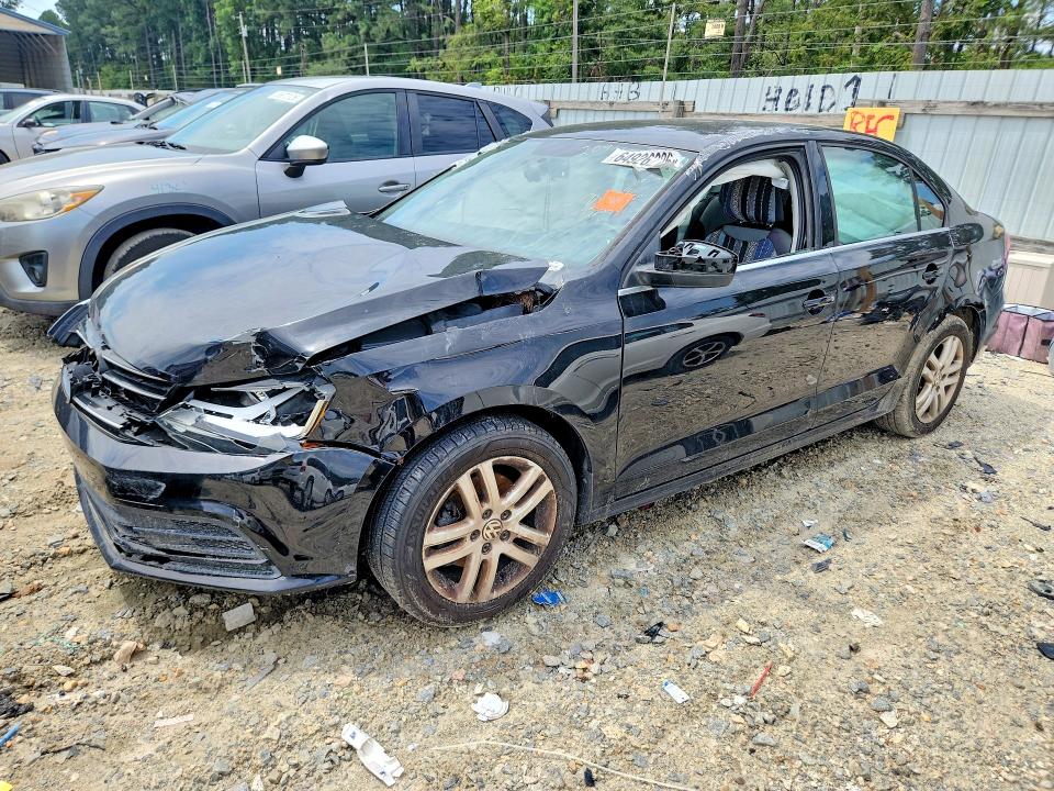 VOLKSWAGEN JETTA 2017 with VIN 3VW2B7AJ1HM381012 - Photo from auction