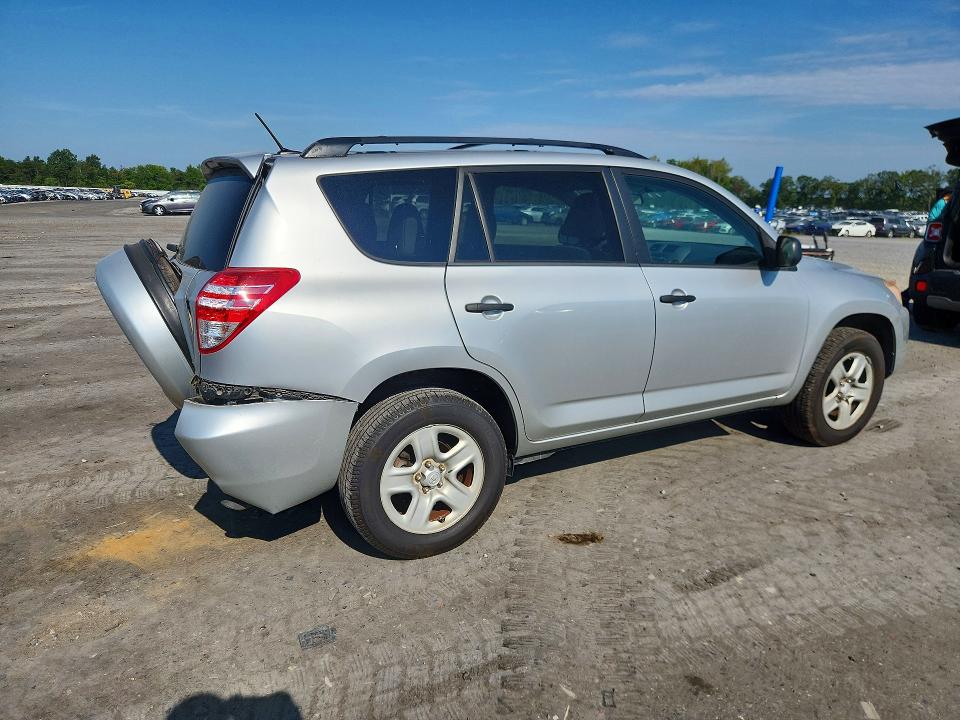Photo 3 from auction – 2012 TOYOTA RAV4 with VIN 2T3ZF4DV6CW120369
