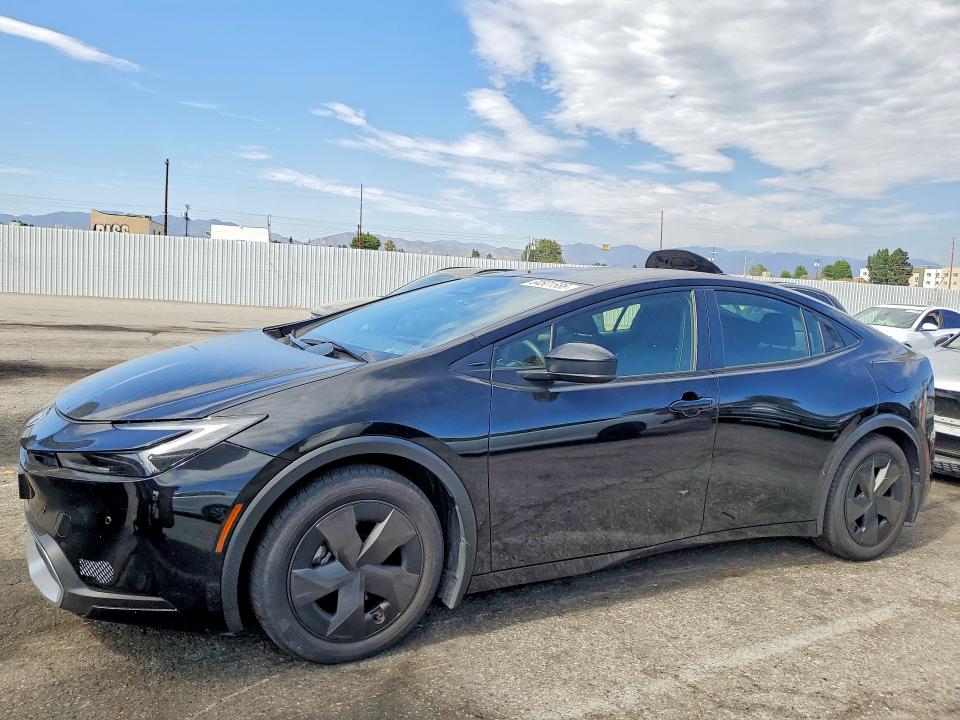 2025 TOYOTA PRIUS PLUG-IN HYBRID - Търг №64501586