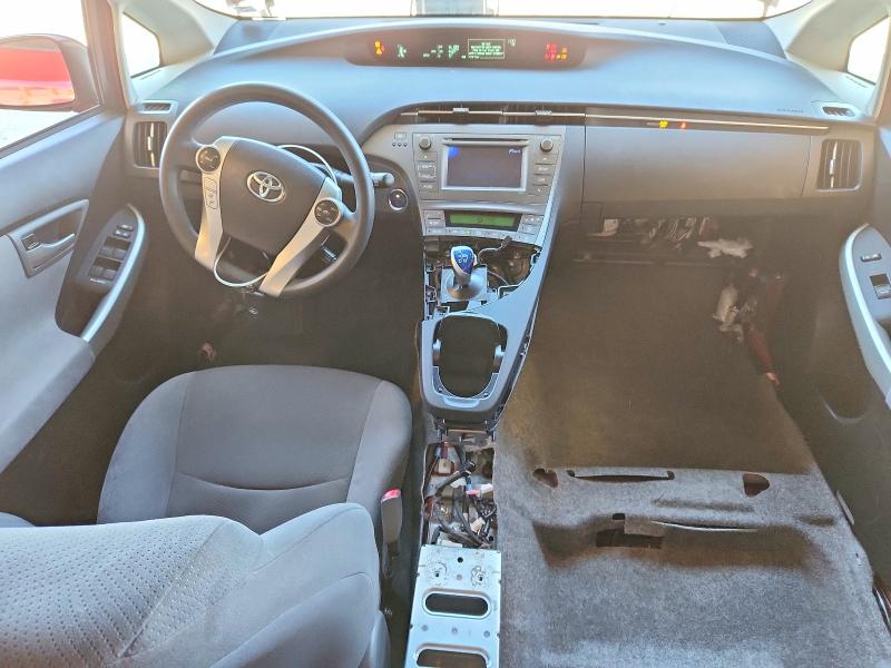 Photo 8 from auction – 2013 TOYOTA PRIUS with VIN JTDKN3DU6D1721643