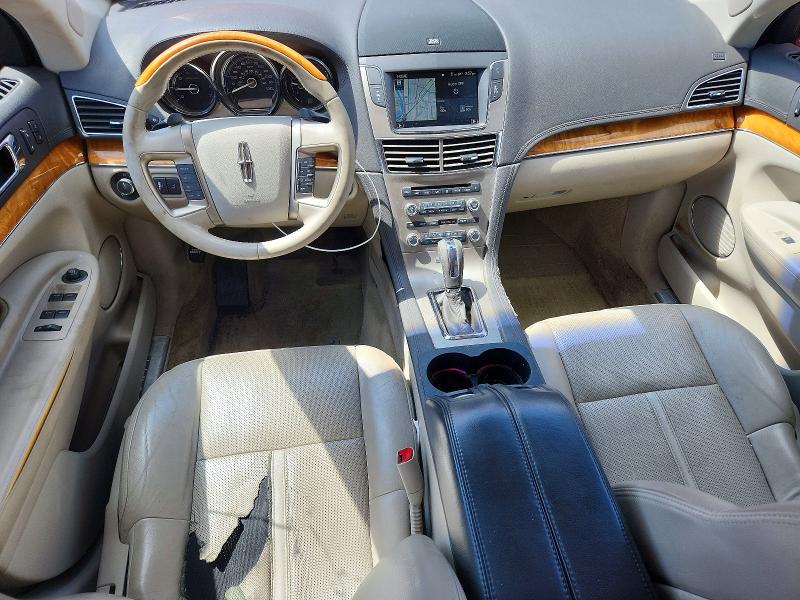 Photo 8 from auction – 2012 LINCOLN MKT with VIN 2LMHJ5AT4CBL54208
