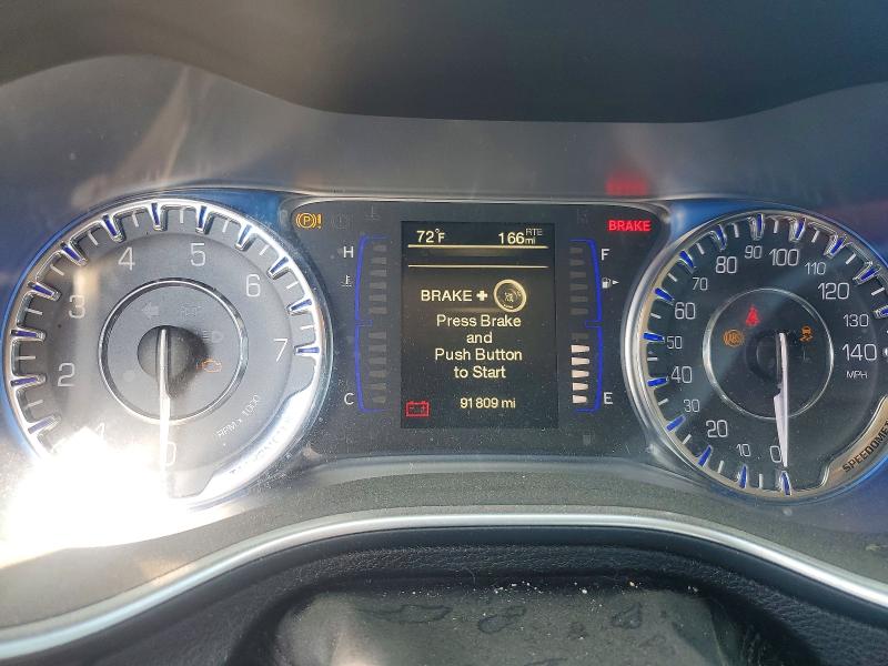 Photo 9 from auction – 2015 CHRYSLER 200 with VIN 1C3CCCAB0FN562521