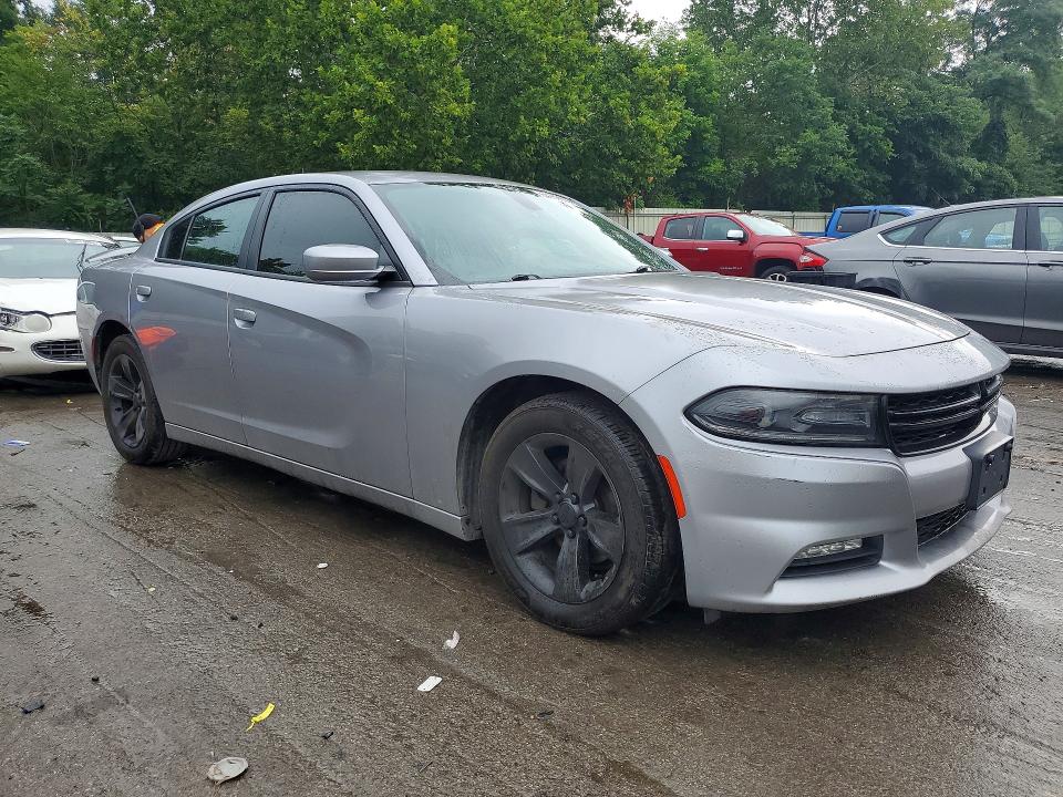 Photo 4 from auction – 2016 DODGE CHARGER with VIN 2C3CDXHGXGH354632