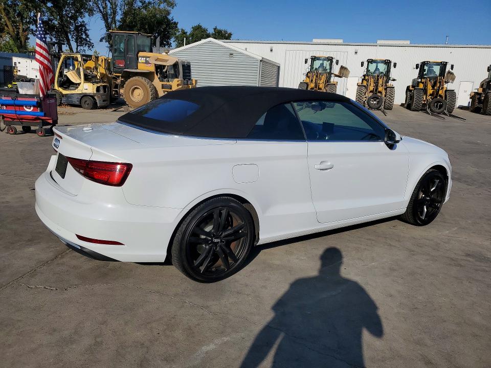 Zdjęcie 3 z aukcji – 2018 AUDI A3 z VIN WAU6ULFF8J1004141
