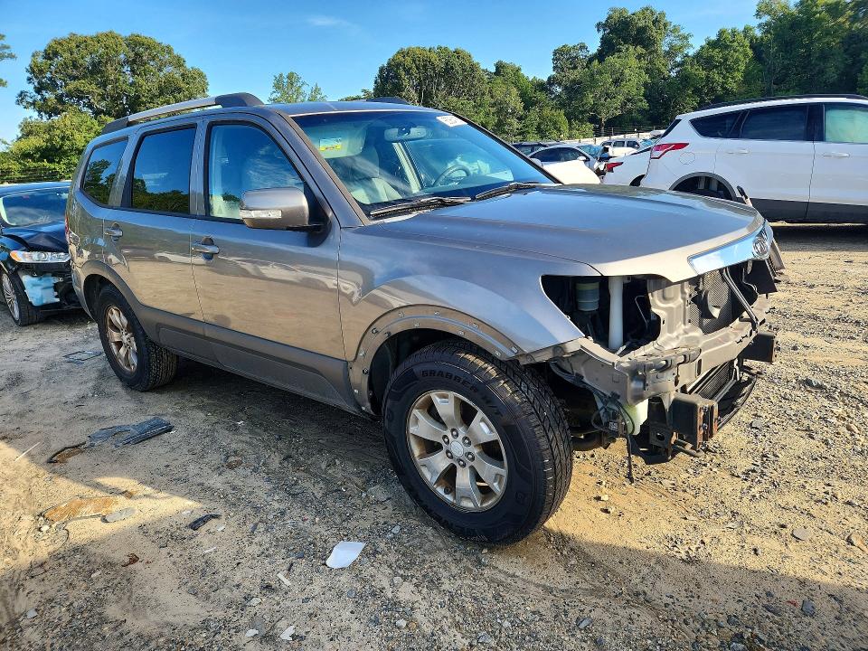 Photo 4 from auction – 2009 KIA BORREGO with VIN KNDJH741095038725