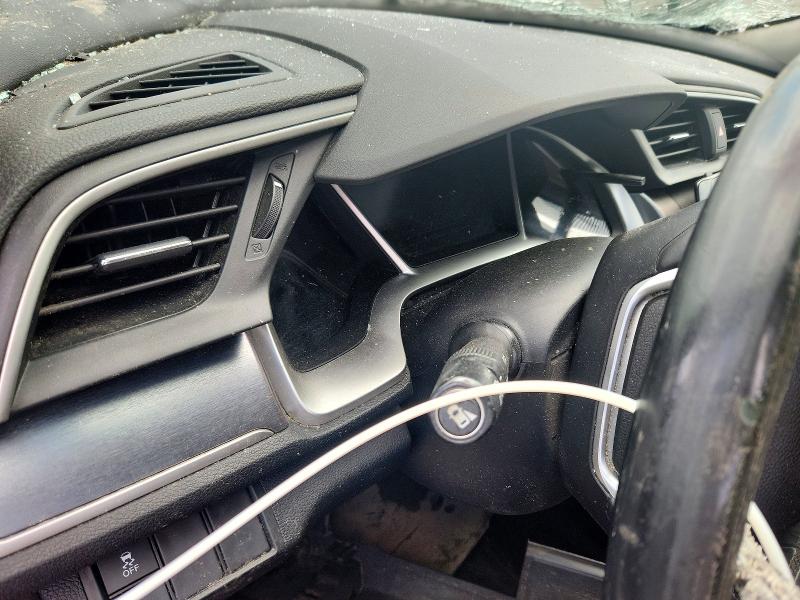 Photo 9 from auction – 2018 HONDA CIVIC with VIN 19XFC1E30JE003435