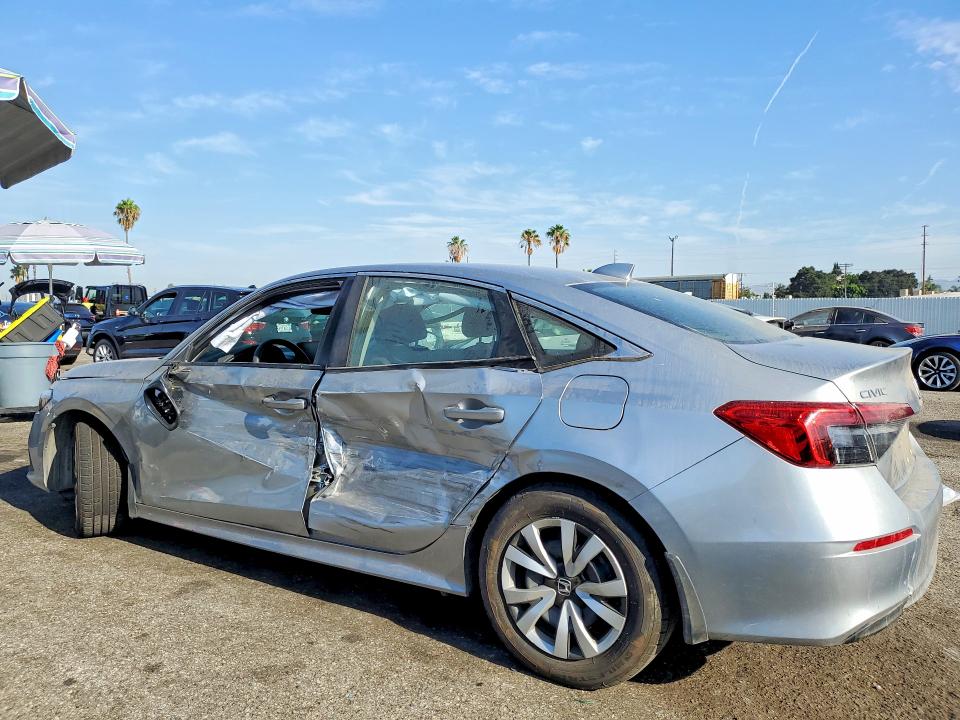 Photo 2 from auction – 2023 HONDA CIVIC with VIN 2HGFE2F21PH540464