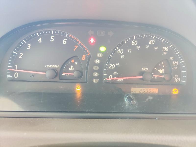 Photo 9 from auction – 2003 TOYOTA CAMRY with VIN 4T1BE32K53U189621