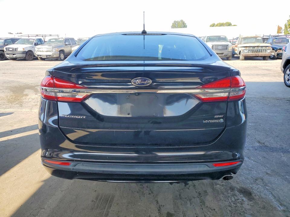 Photo 6 from auction – 2017 FORD FUSION with VIN 3FA6P0LU8HR315313