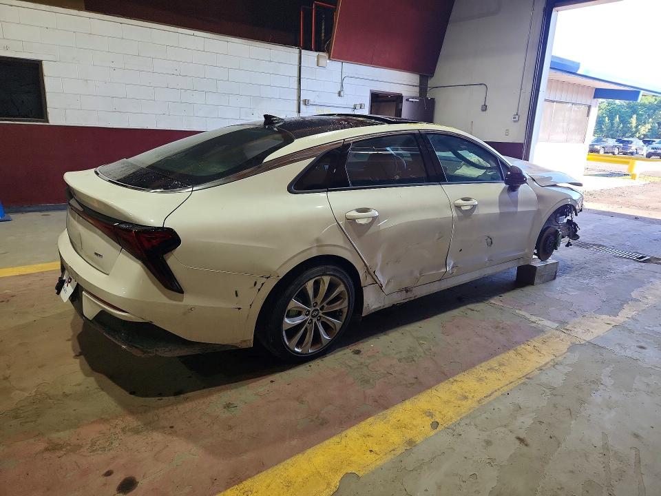 Photo 3 from auction – 2026 KIA K5 with VIN KNAG44J89T5435876