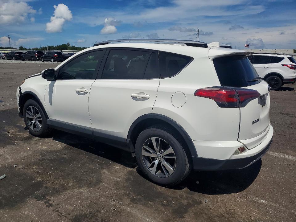 Photo 2 from auction – 2017 TOYOTA RAV4 with VIN JTMWFREV4HJ708873
