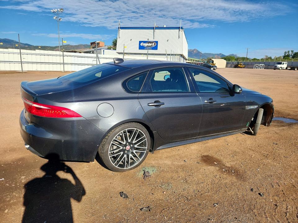 Photo 3 from auction – 2016 JAGUAR XF with VIN SAJBL4BV4GCY05767
