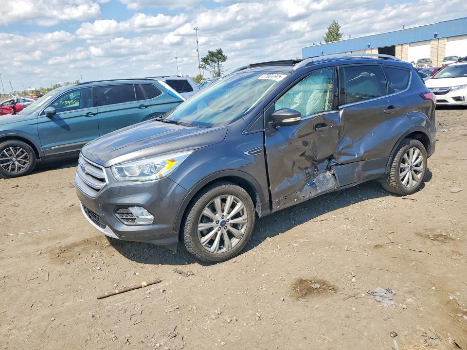 FORD ESCAPE 2017 con VIN 1FMCU9J98HUB78502 - Foto de la subasta