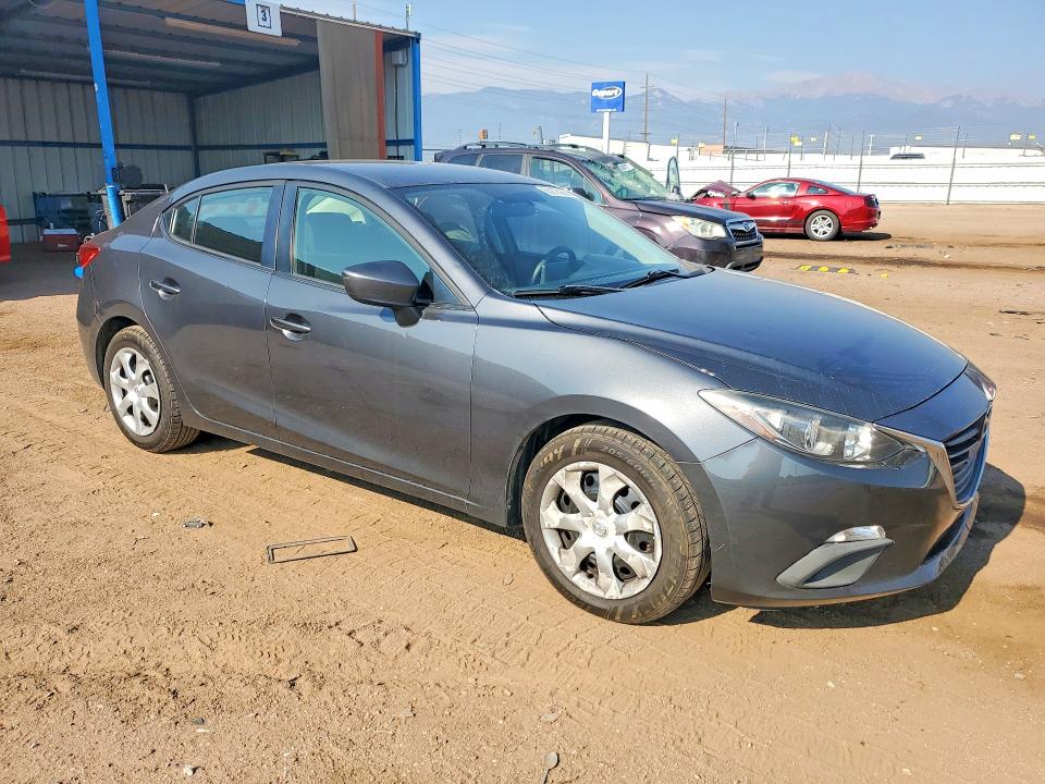 Photo 4 from auction – 2015 MAZDA 3 with VIN 3MZBM1U70FM201121