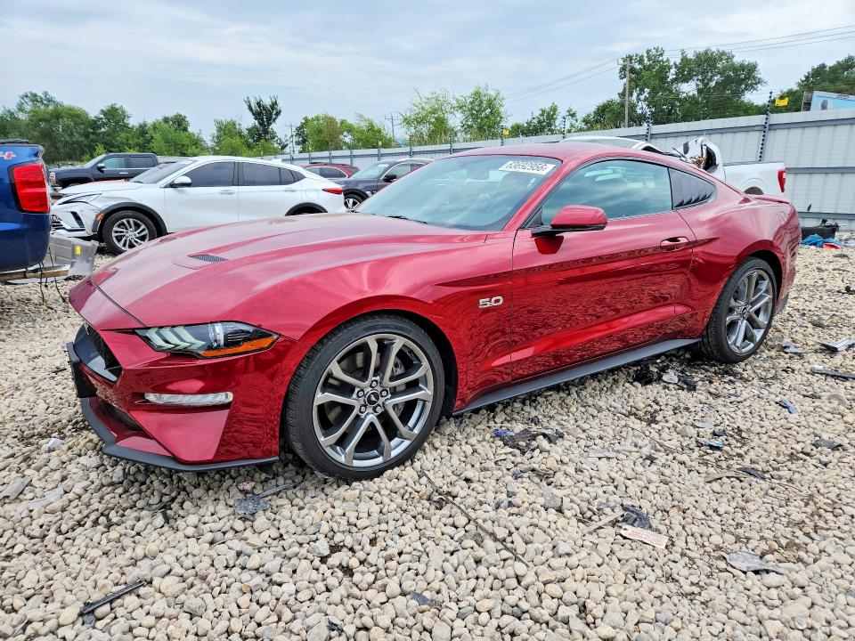 FORD MUSTANG 2018 with VIN 1FA6P8CF4J5116882 - Photo from auction