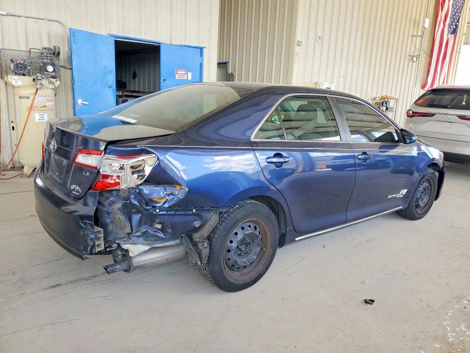 Photo 3 from auction – 2014 TOYOTA CAMRY with VIN 4T4BF1FK5ER416360