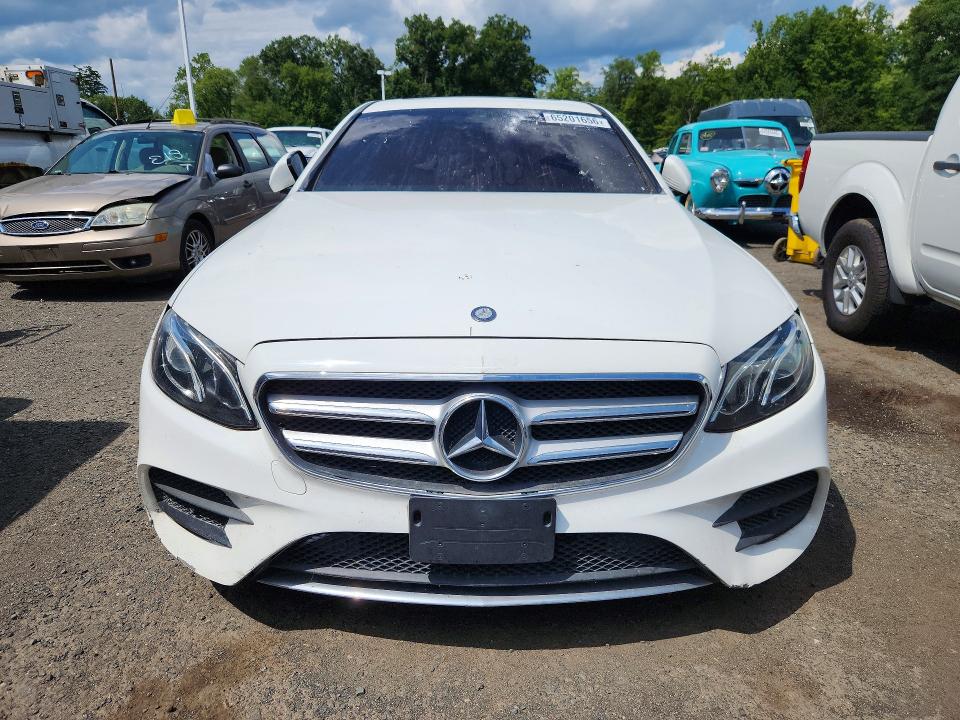 Photo 5 from auction – 2017 MERCEDES-BENZ E with VIN WDDZF4KB7HA036193