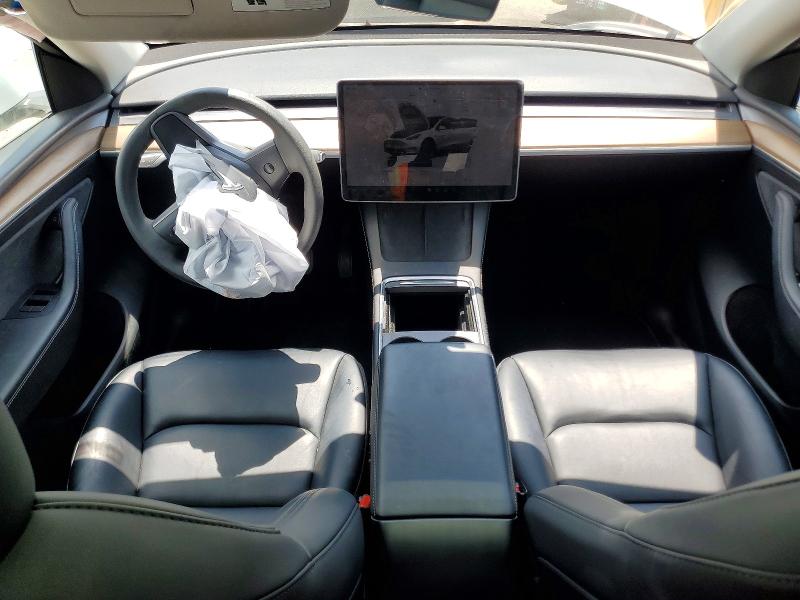 Снимка 8 от търг – 2024 TESLA MODEL Y с VIN 7SAYGDEE7RF114721