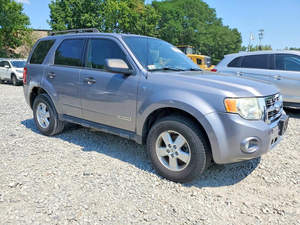 Photo 4 from auction – 2008 FORD ESCAPE with VIN 1FMCU93198KE51756