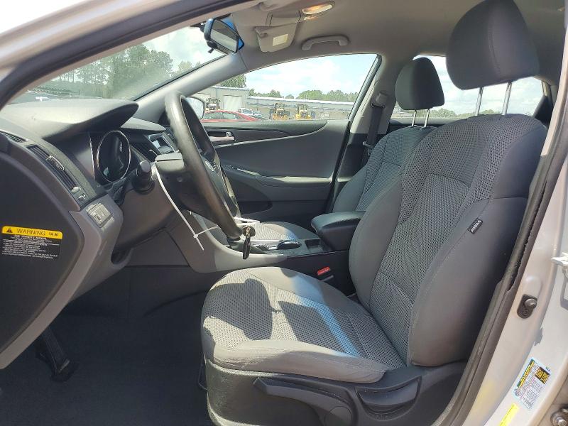 Photo 7 from auction – 2012 HYUNDAI SONATA with VIN 5NPEB4AC7CH410219
